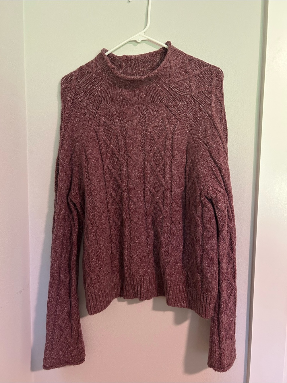 Cable Knit Sweater, universal thread